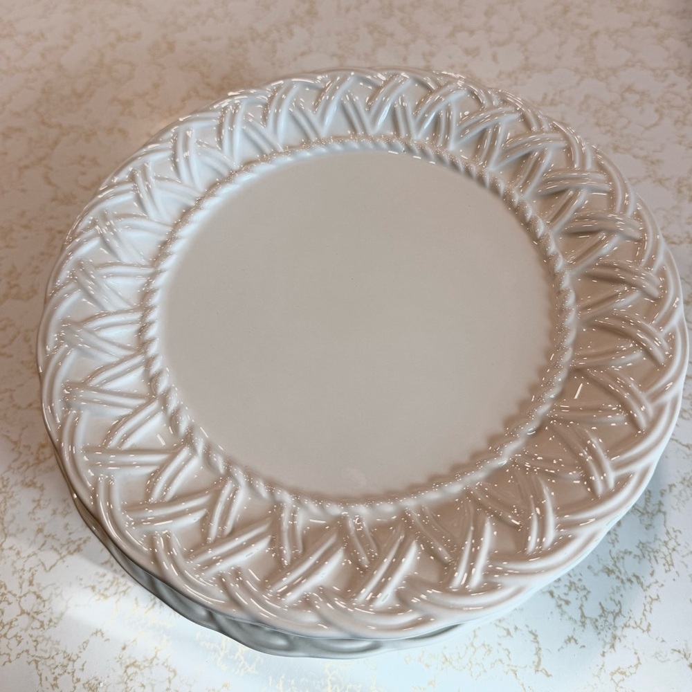 Tiffany & Co. White Porcelain Dessert Plates – Set of 6 (Italy, 2011)